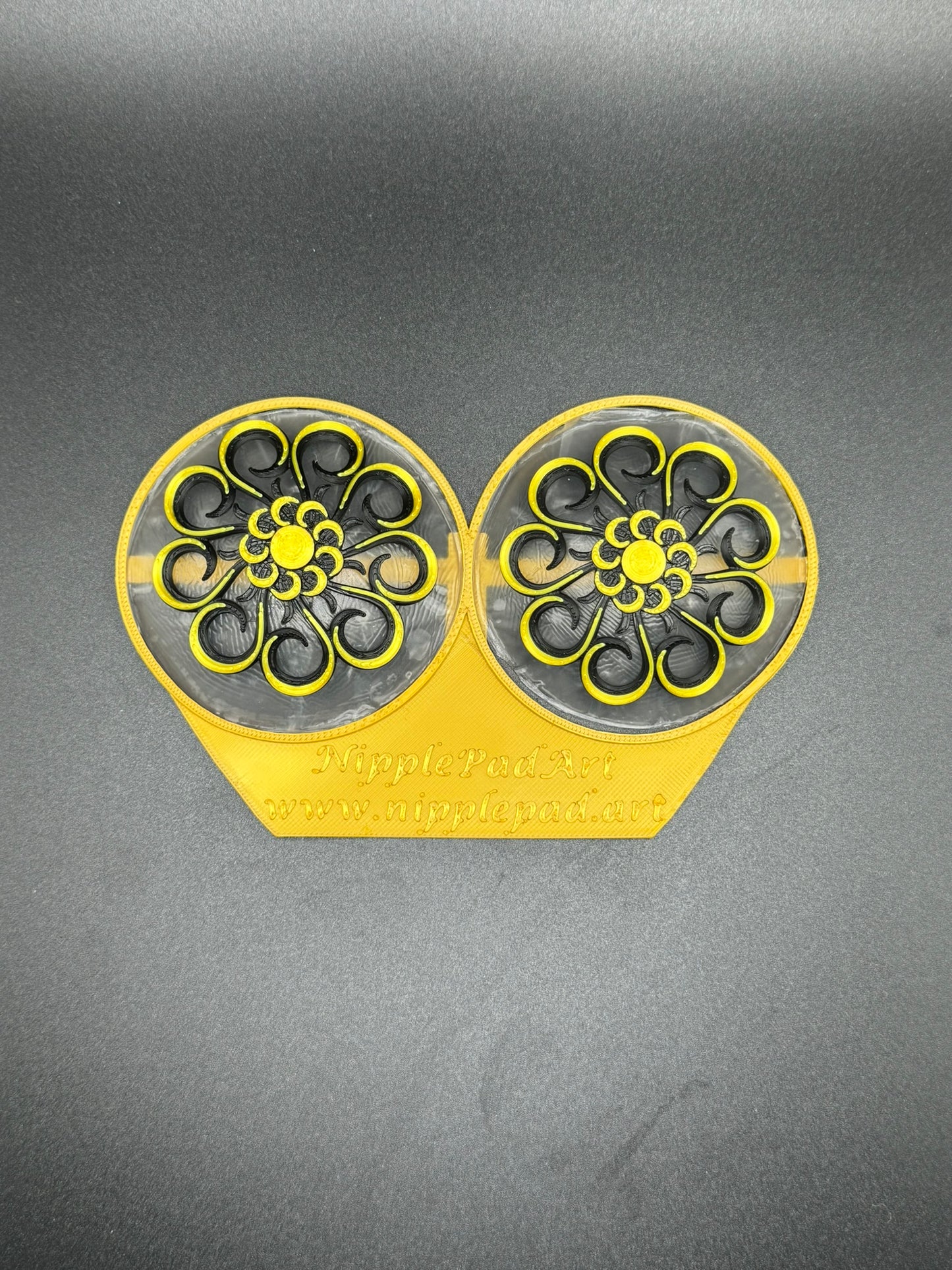 Mit Blumenmuster - Gold